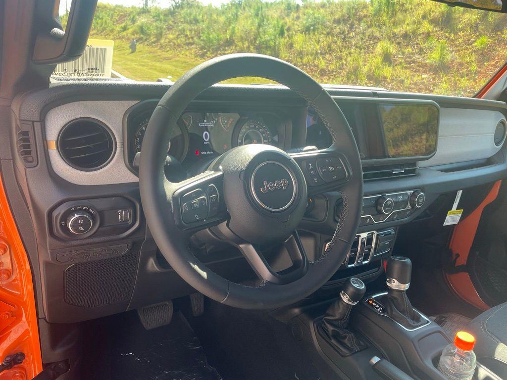 new 2025 Jeep Gladiator car, priced at $38,697