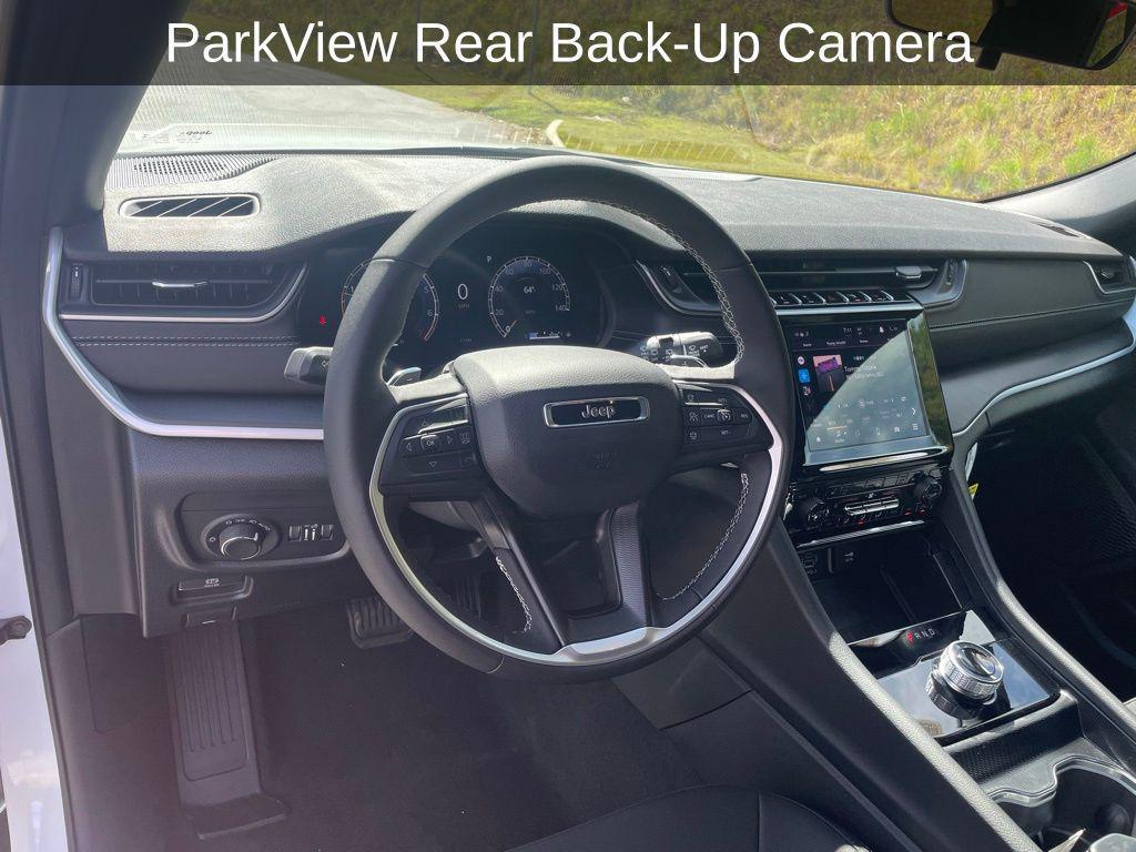 new 2025 Jeep Grand Cherokee car, priced at $38,218