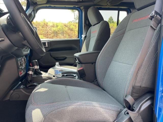 new 2025 Jeep Gladiator car, priced at $47,430