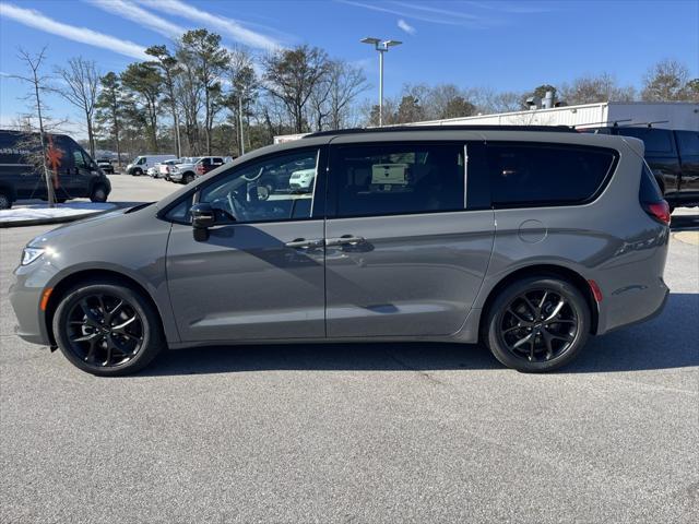 new 2025 Chrysler Pacifica car, priced at $48,054