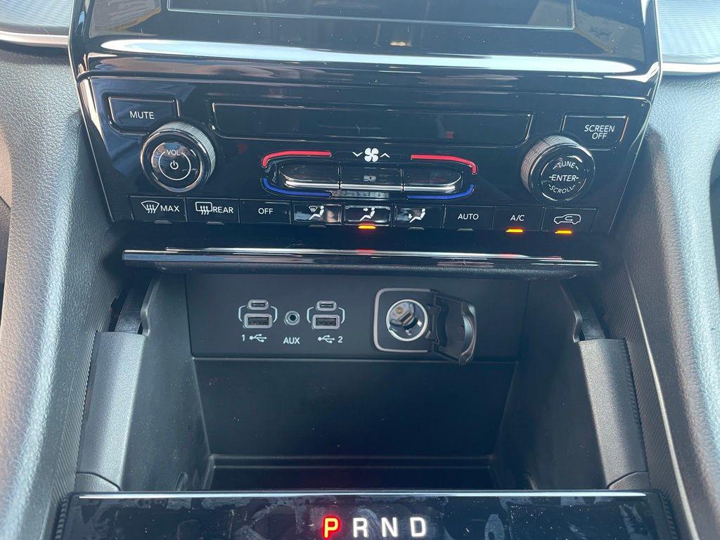 new 2025 Jeep Grand Cherokee car, priced at $35,256