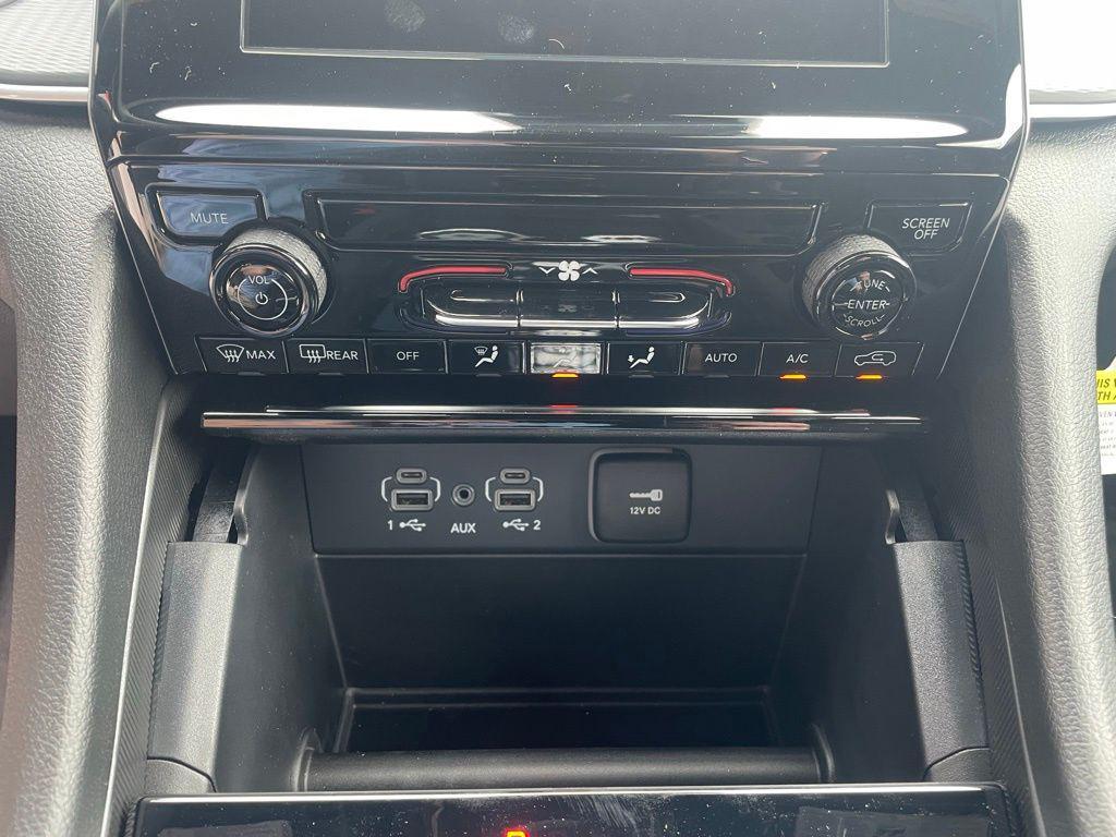 new 2025 Jeep Grand Cherokee car, priced at $35,774