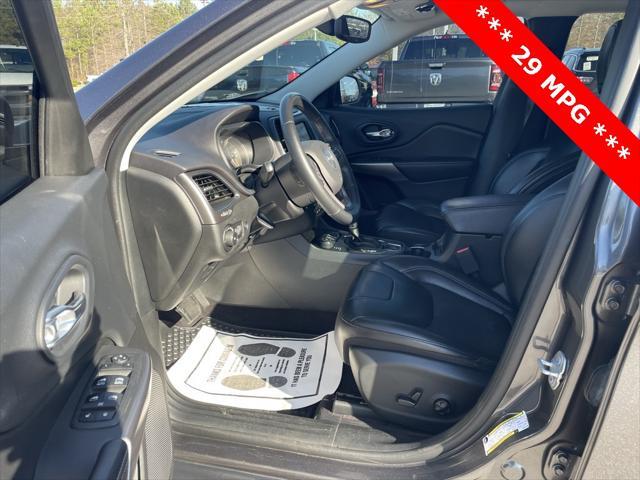 used 2019 Jeep Cherokee car, priced at $13,727