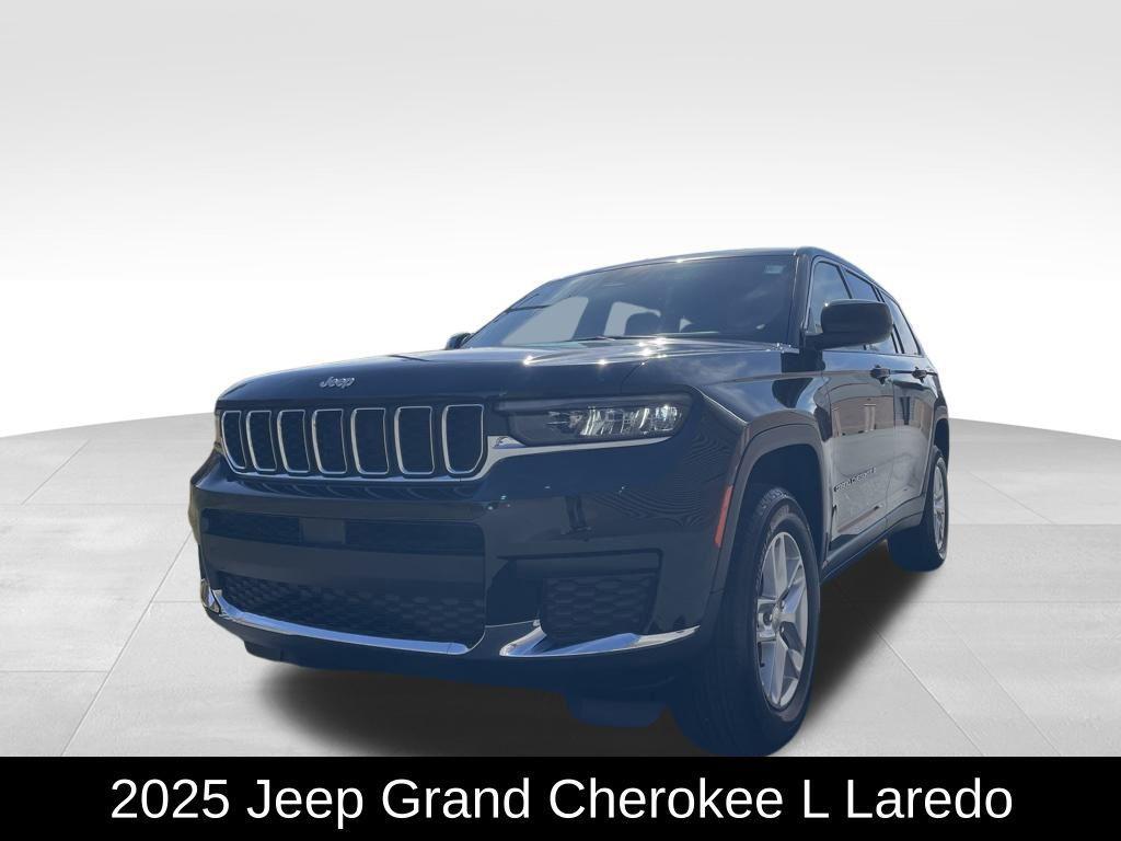 new 2025 Jeep Grand Cherokee L car, priced at $35,206