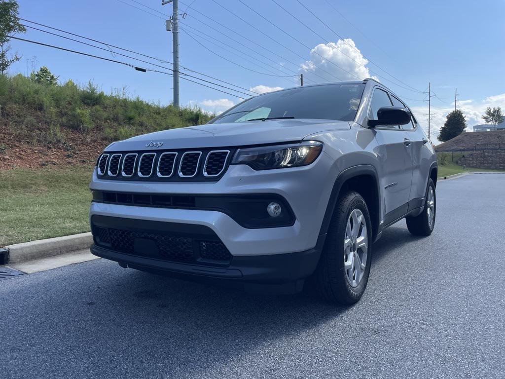 new 2025 Jeep Compass car, priced at $26,547