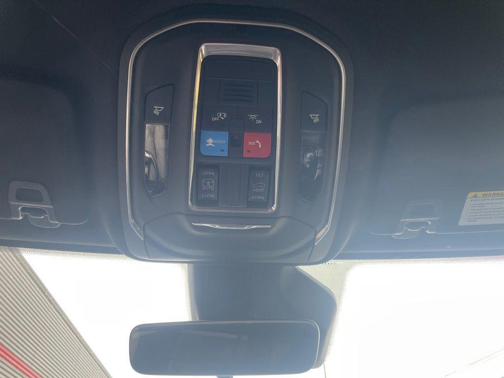 new 2025 Jeep Grand Cherokee L car, priced at $35,206