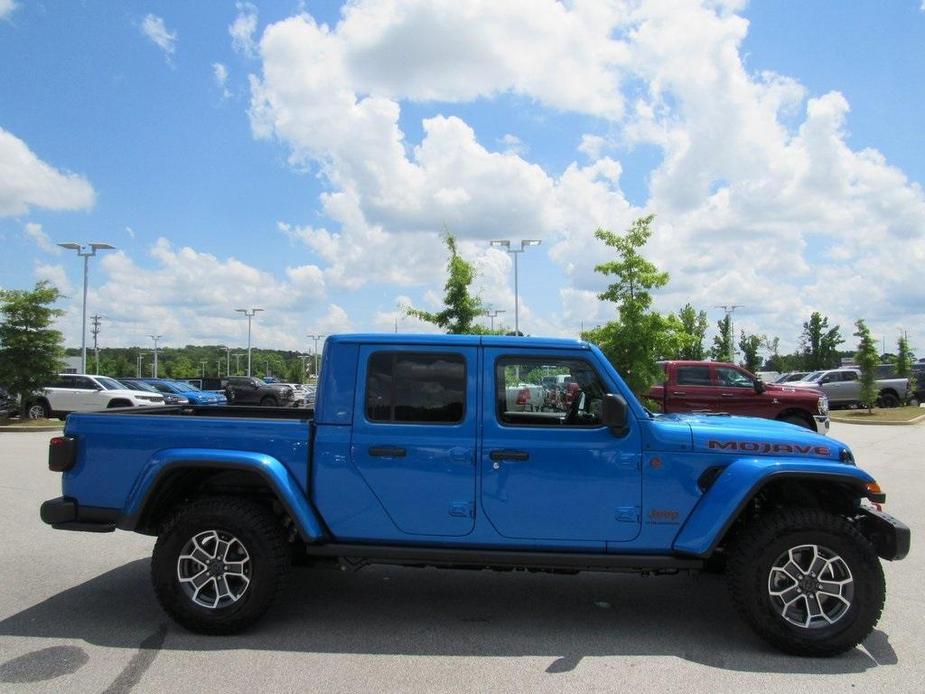 new 2024 Jeep Gladiator car, priced at $61,870