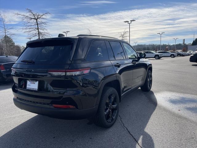 new 2025 Jeep Grand Cherokee car, priced at $51,882