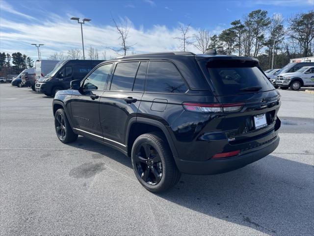 new 2025 Jeep Grand Cherokee car, priced at $51,882