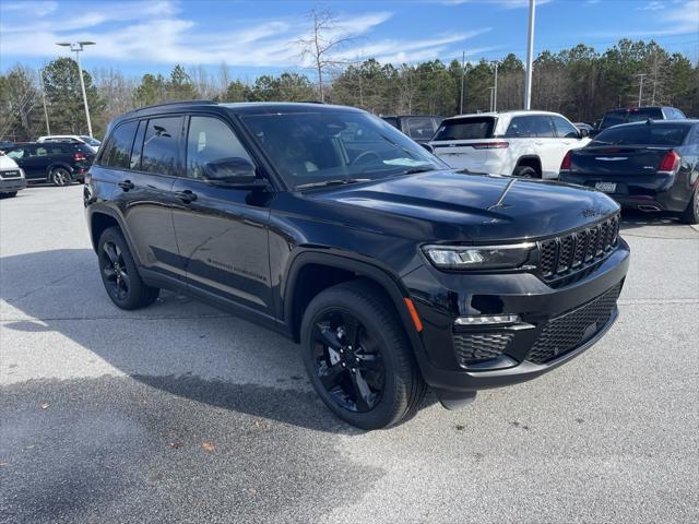 new 2025 Jeep Grand Cherokee car, priced at $51,882