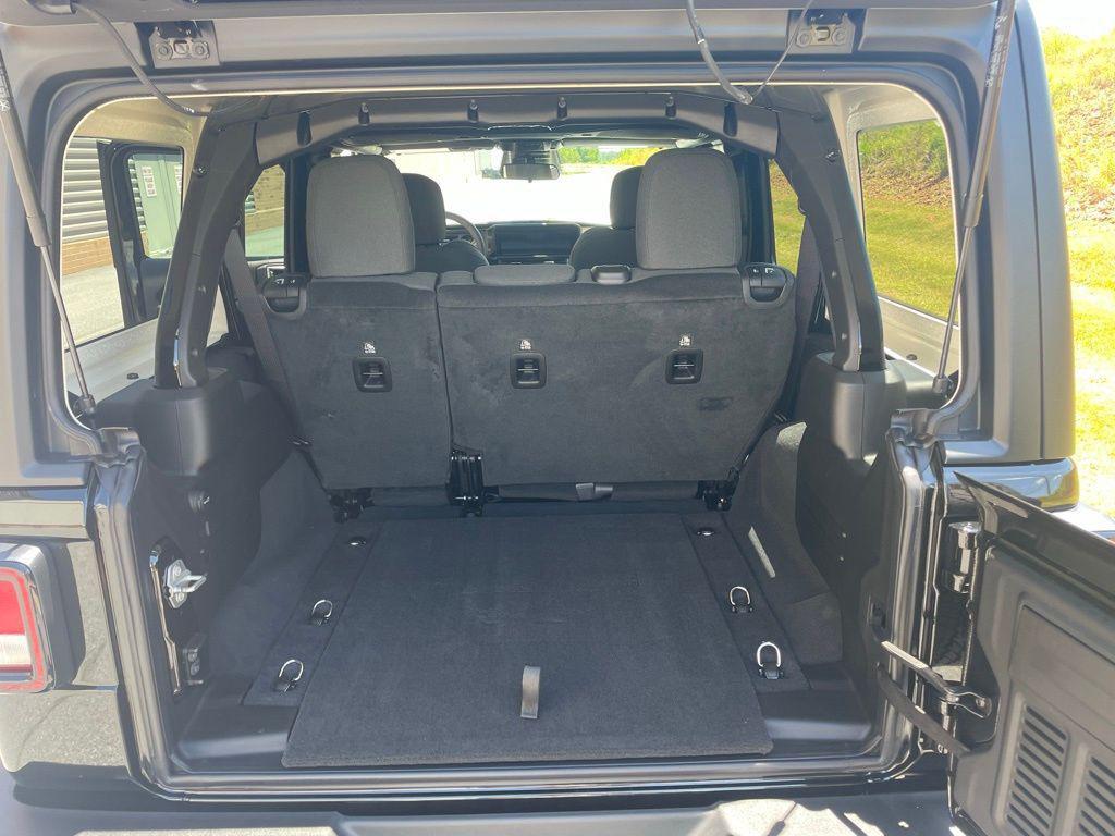 new 2025 Jeep Wrangler car, priced at $42,579
