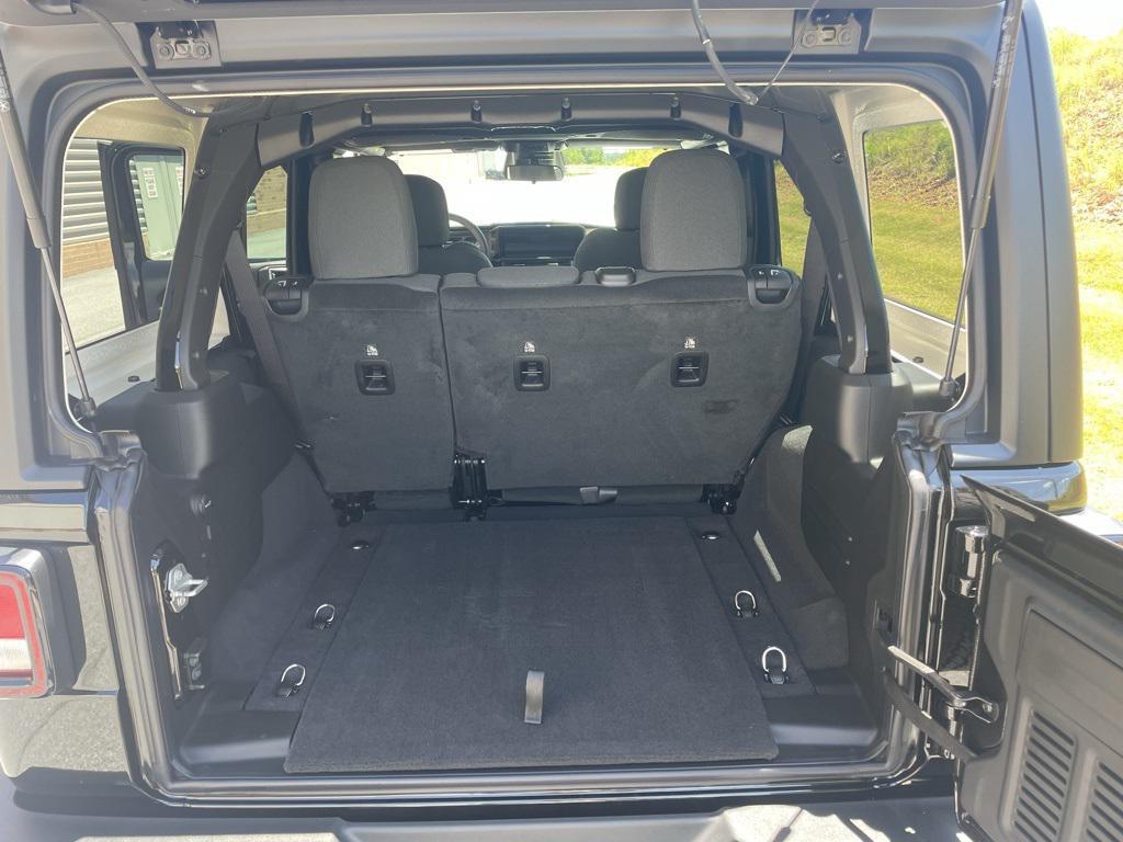 new 2025 Jeep Wrangler car, priced at $42,579