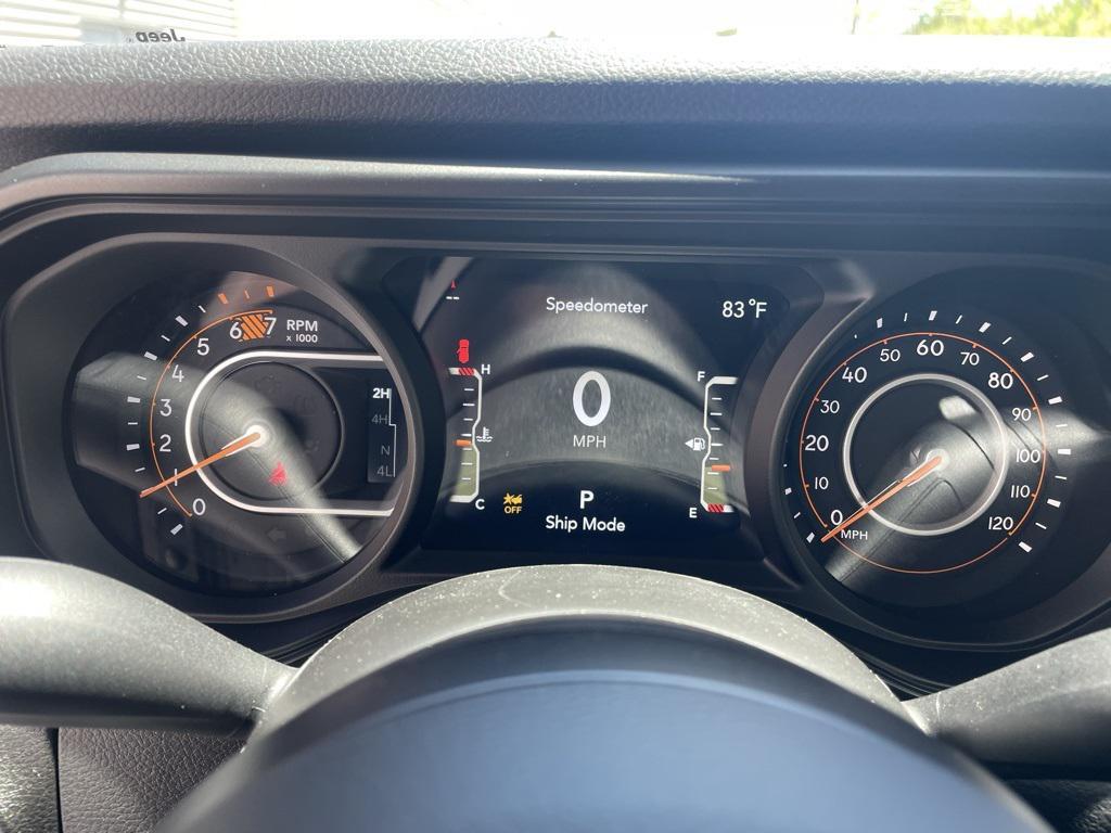 new 2025 Jeep Wrangler car, priced at $42,579