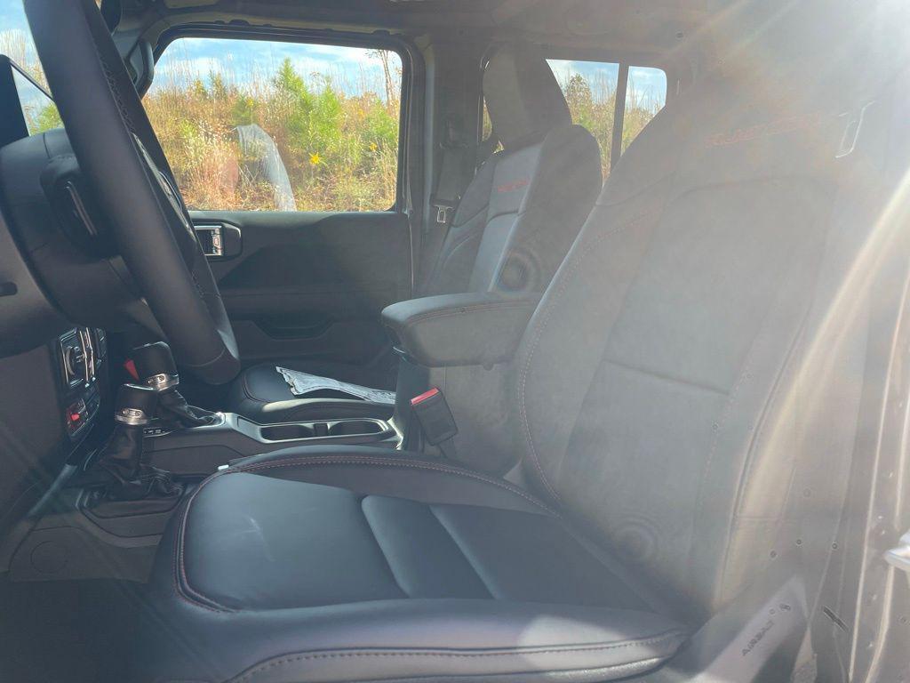 new 2026 Jeep Wrangler car, priced at $61,047