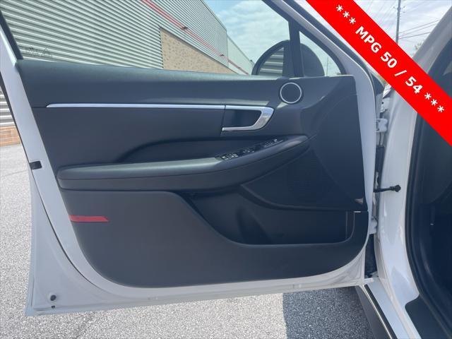 used 2023 Hyundai Sonata Hybrid car, priced at $24,989