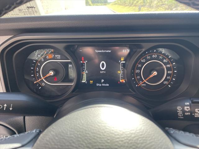 new 2025 Jeep Wrangler car, priced at $42,894