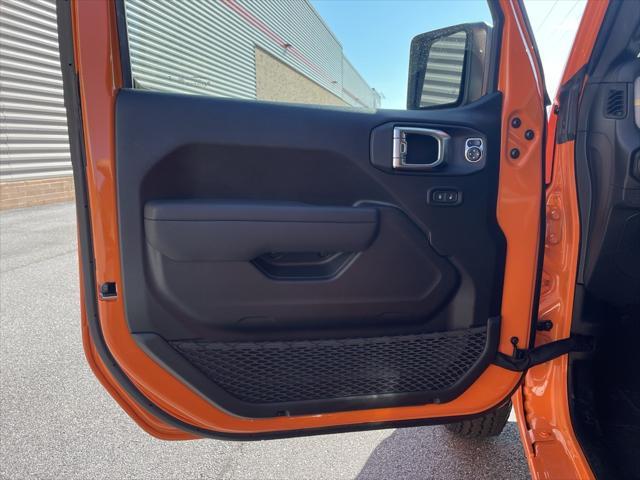 new 2025 Jeep Wrangler car, priced at $42,894