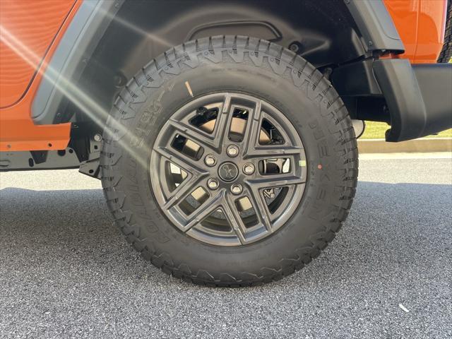new 2025 Jeep Wrangler car, priced at $42,894