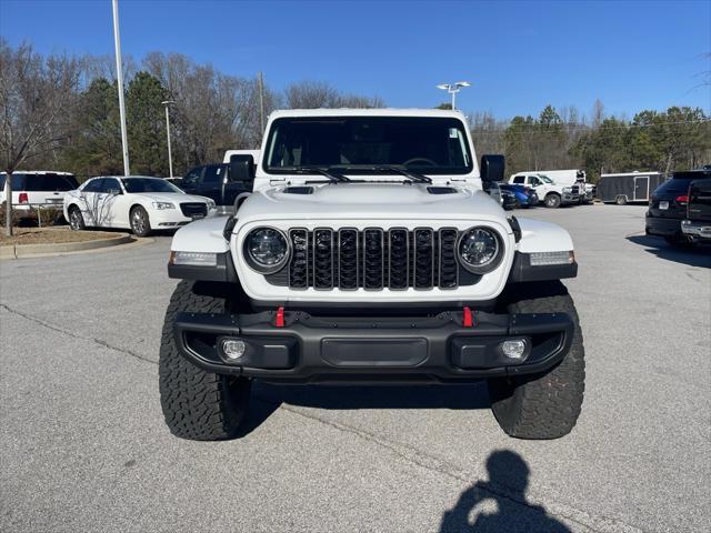 new 2025 Jeep Wrangler car, priced at $61,904