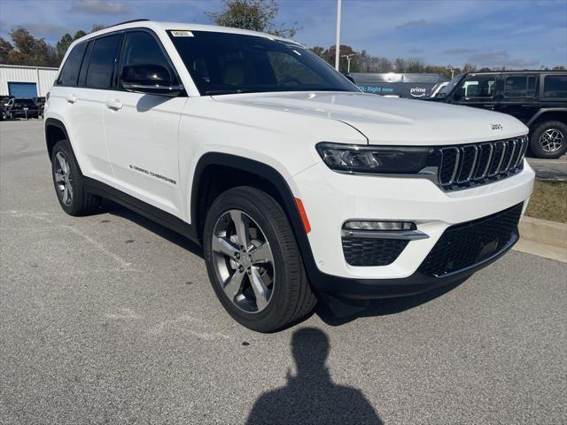 new 2025 Jeep Grand Cherokee car, priced at $55,040