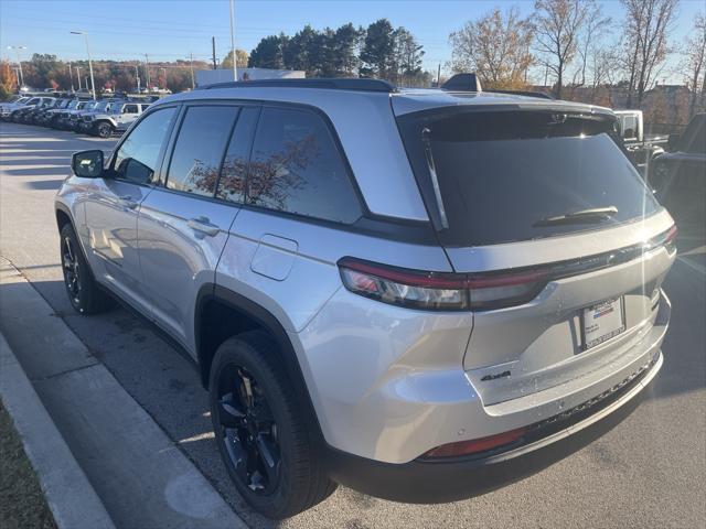 new 2025 Jeep Grand Cherokee car, priced at $53,382