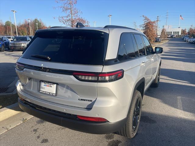 new 2025 Jeep Grand Cherokee car, priced at $53,382