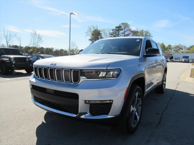 new 2024 Jeep Grand Cherokee L car, priced at $47,698