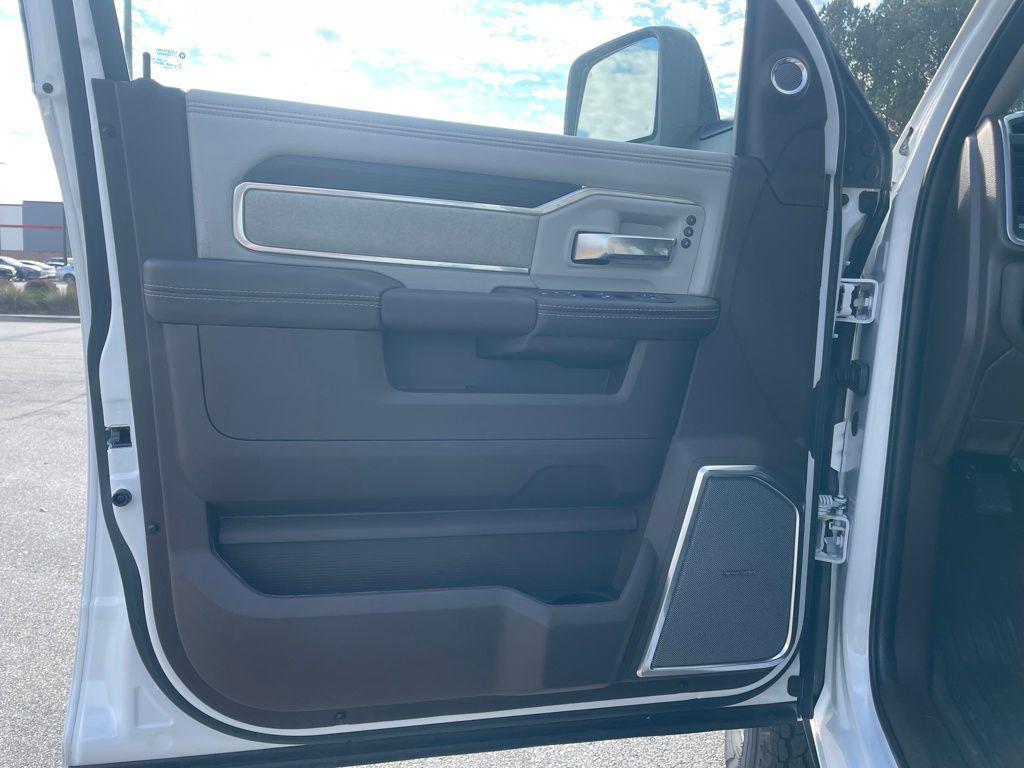 new 2025 Ram 3500 car, priced at $87,790