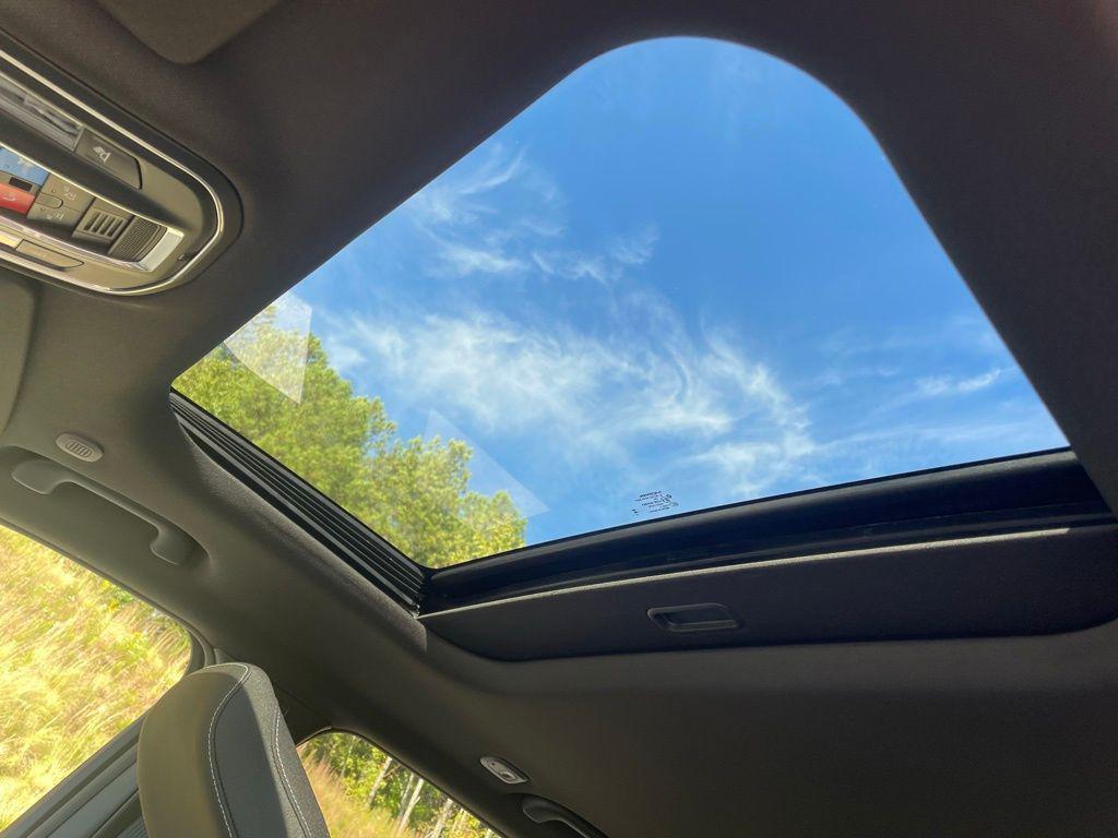 new 2025 Jeep Grand Cherokee car, priced at $33,274