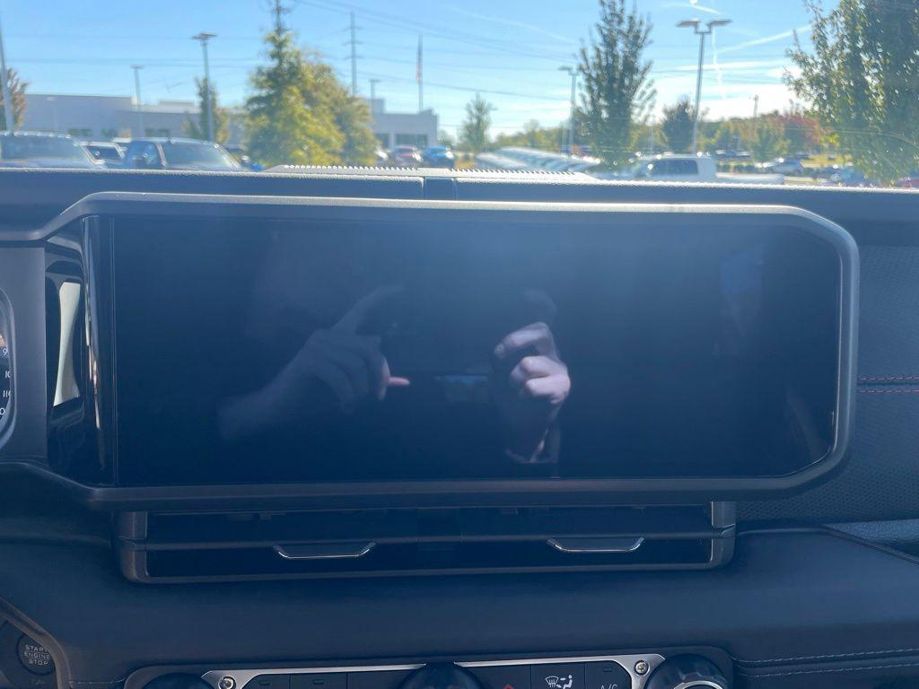 new 2026 Jeep Wrangler car, priced at $60,534