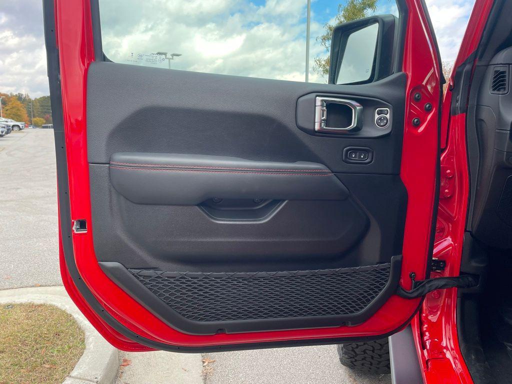 new 2026 Jeep Wrangler car, priced at $61,344