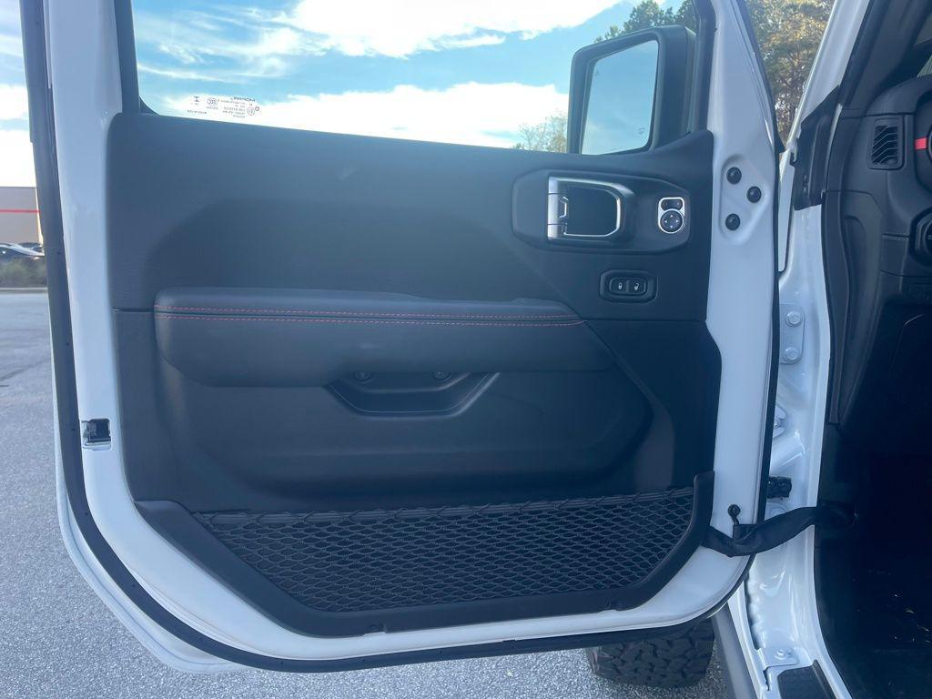 new 2026 Jeep Wrangler car, priced at $60,534