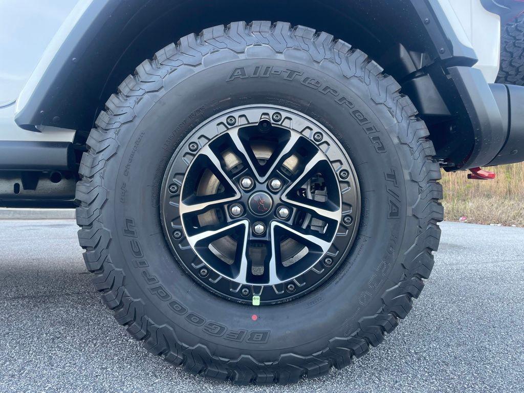 new 2026 Jeep Wrangler car, priced at $60,534