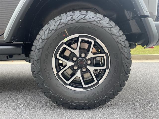 new 2025 Jeep Wrangler car, priced at $54,220