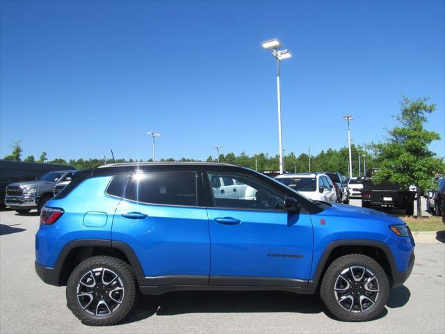 new 2024 Jeep Compass car, priced at $33,034