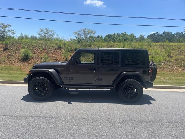 new 2025 Jeep Wrangler car, priced at $55,552