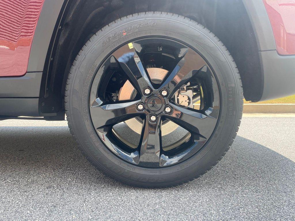 new 2025 Jeep Grand Cherokee car, priced at $44,319