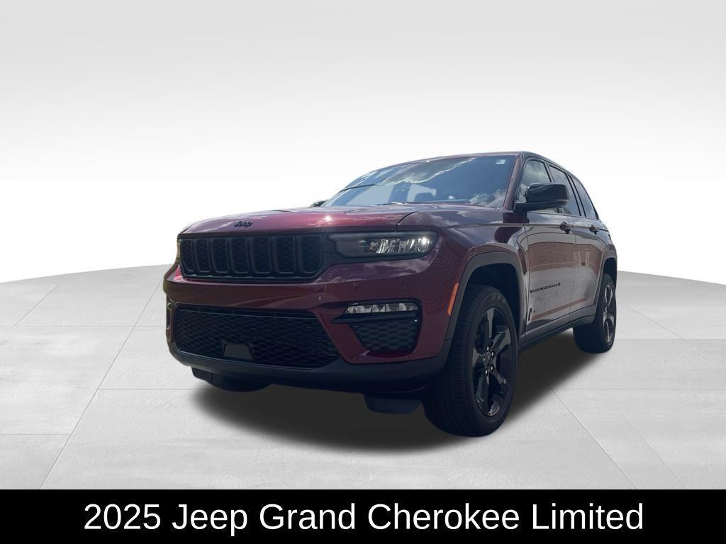 new 2025 Jeep Grand Cherokee car, priced at $40,069