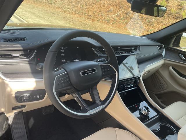new 2025 Jeep Grand Cherokee car, priced at $42,204