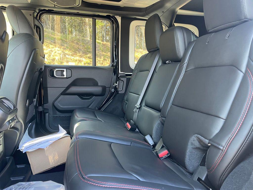 new 2026 Jeep Wrangler car, priced at $61,052