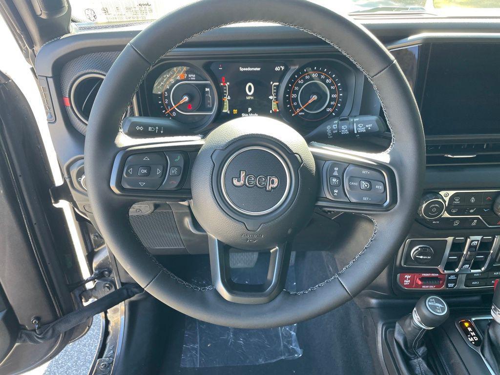 new 2025 Jeep Wrangler car, priced at $59,939