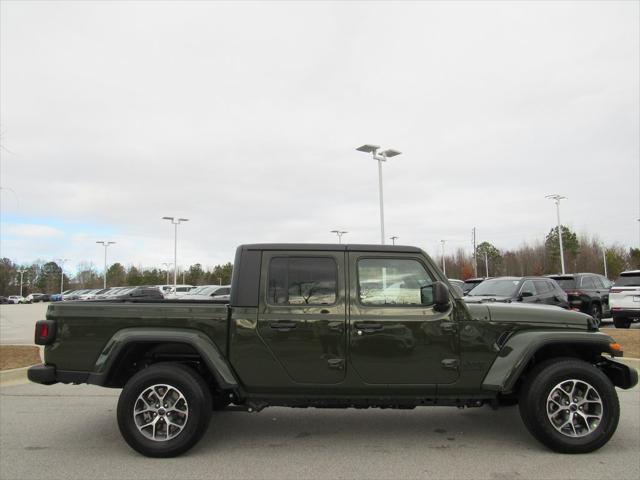 new 2024 Jeep Gladiator car, priced at $48,728