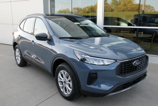 new 2025 Ford Escape car, priced at $31,968