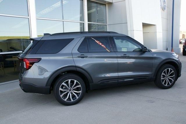 new 2025 Ford Explorer car, priced at $45,419