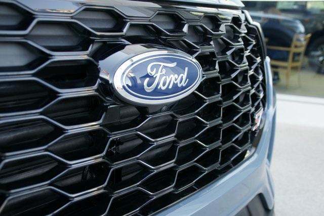 new 2025 Ford Explorer car, priced at $56,561