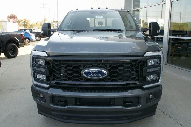 new 2024 Ford F-350 car, priced at $65,401