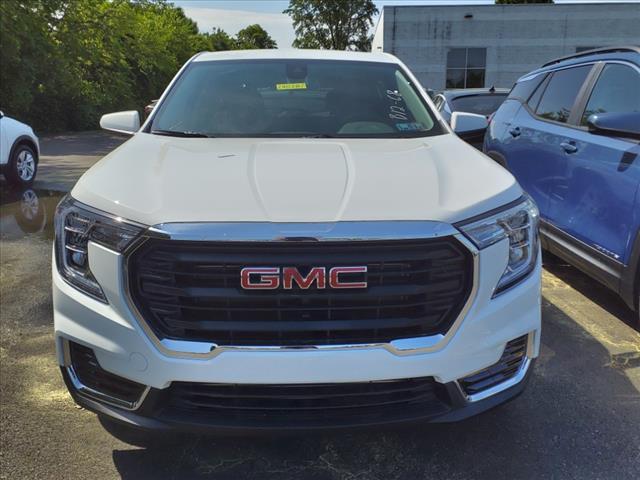 new 2024 GMC Terrain car, priced at $30,095