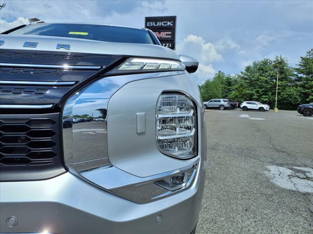used 2024 Mitsubishi Outlander car, priced at $28,750