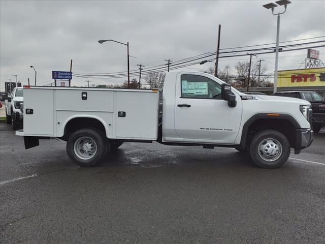 new 2024 GMC Sierra 3500 car, priced at $52,553