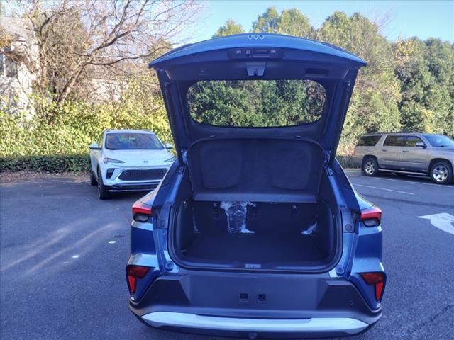 new 2025 Buick Envista car, priced at $25,885